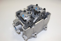 Show details for Suzuki DRZ 400 Zylinderkopf Picture of Suzuki DRZ 400 Zylinderkopf