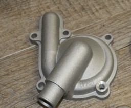 Show details for CFMOTO CF MOTO Terralander 800/820/850 Deckel Wasserpumpe Picture of CFMOTO CF MOTO Terralander 800/820/850 Deckel Wasserpumpe