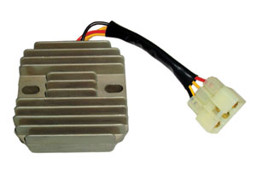 Show details for Yamaha YZF R1 Laderegler ab 2002 Picture of Yamaha YZF R1 Laderegler ab 2002