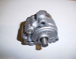 Zeige Details für Yamaha YFM 700 Raptor Ölpumpe 5LP133000000   Bild von Yamaha YFM 700 Raptor Ölpumpe 5LP133000000