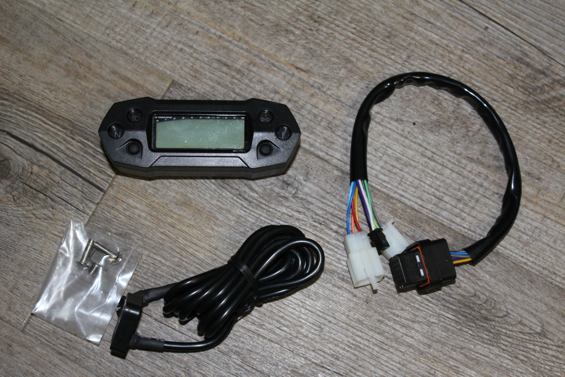 Bild von Access AMS, AMX und Xtreme 300 480 Tacho