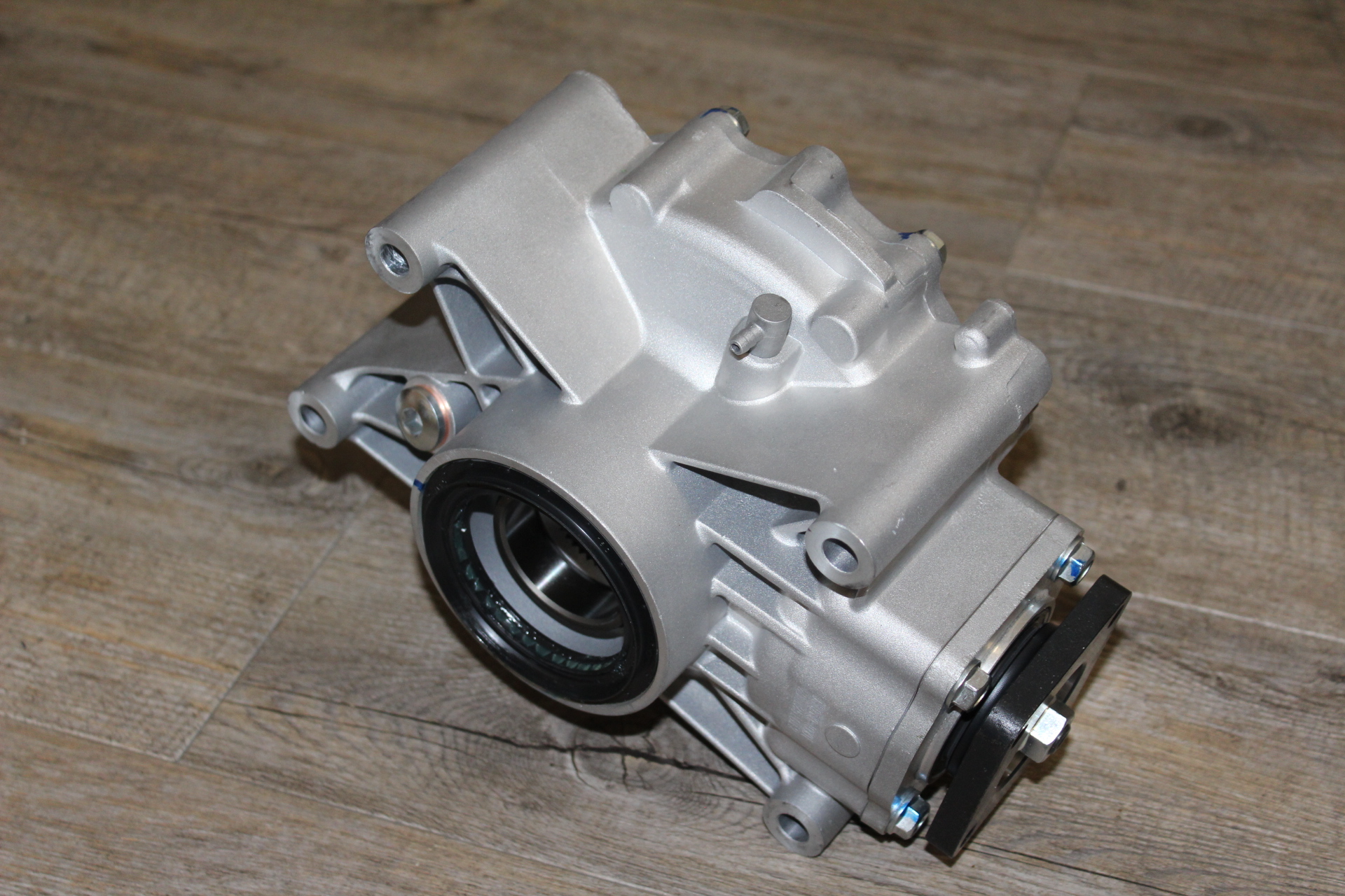 Bild von CFMOTO UFORCE 550 Hinterachsgetriebe Differential