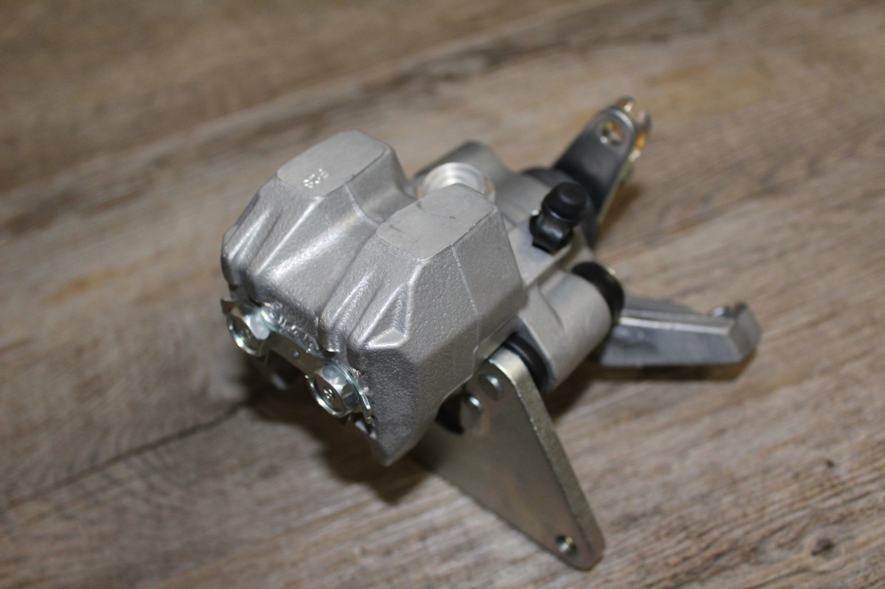 Pinza Freno Posteriore In Metallo Per Suzuki LT-Z400 Quad Sport LTZ400 (2003-2009, 2012-2014) - Completa Di Pastiglie